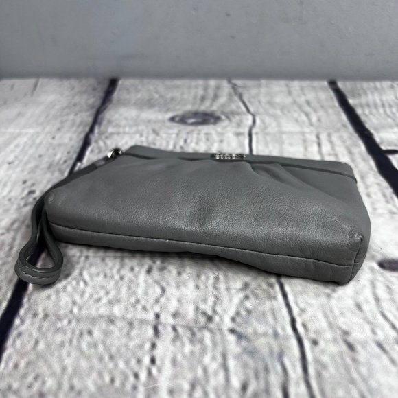Coach Gray Leather Wristlet Bag Zip Top Pleated Purse - Picture 4 of 7